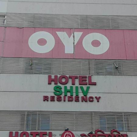 Hotel O Shiv Residency Gorwa Zewnętrze zdjęcie