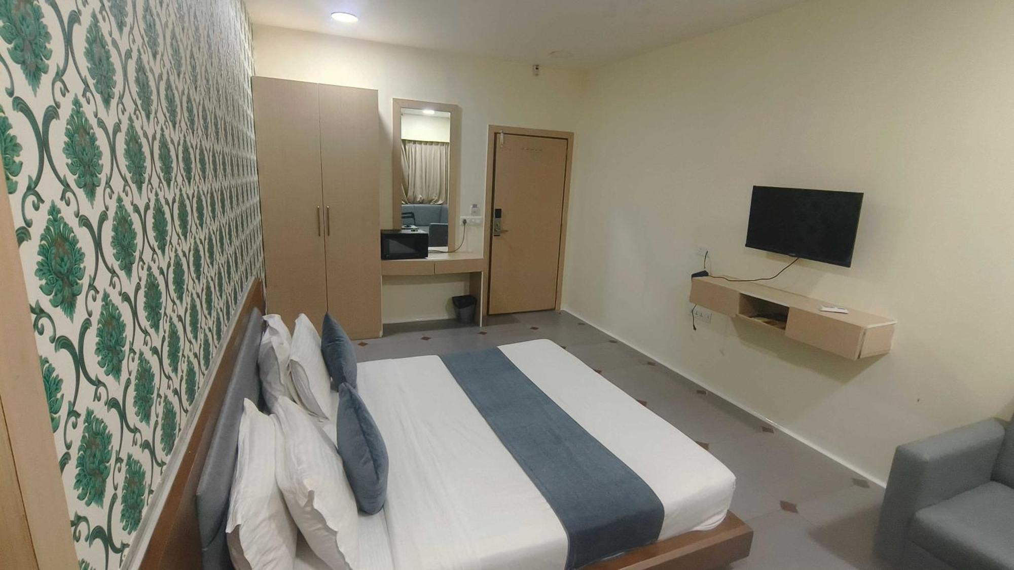 Hotel O Shiv Residency Gorwa Zewnętrze zdjęcie